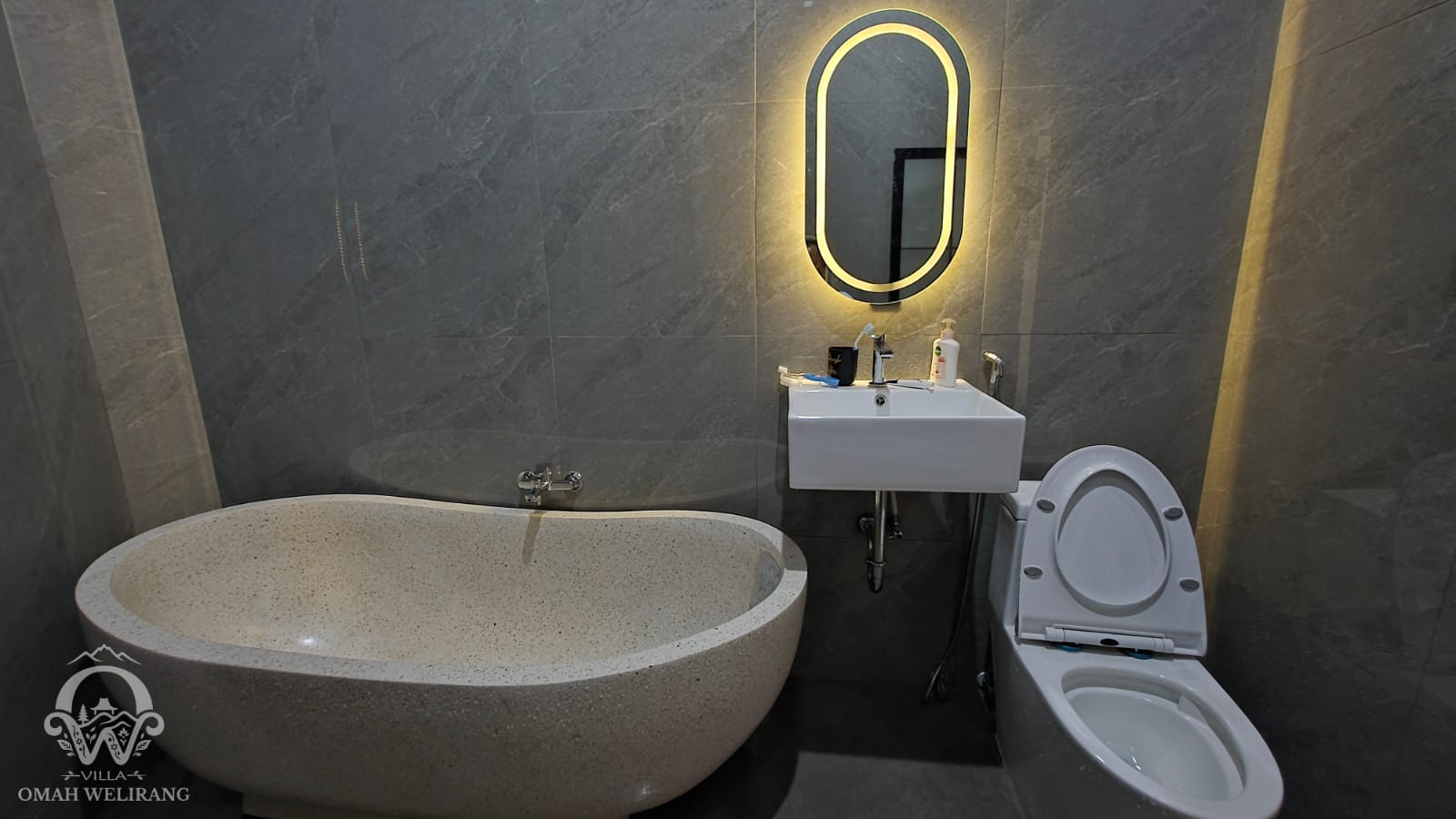Kamar Mandi Mewah
